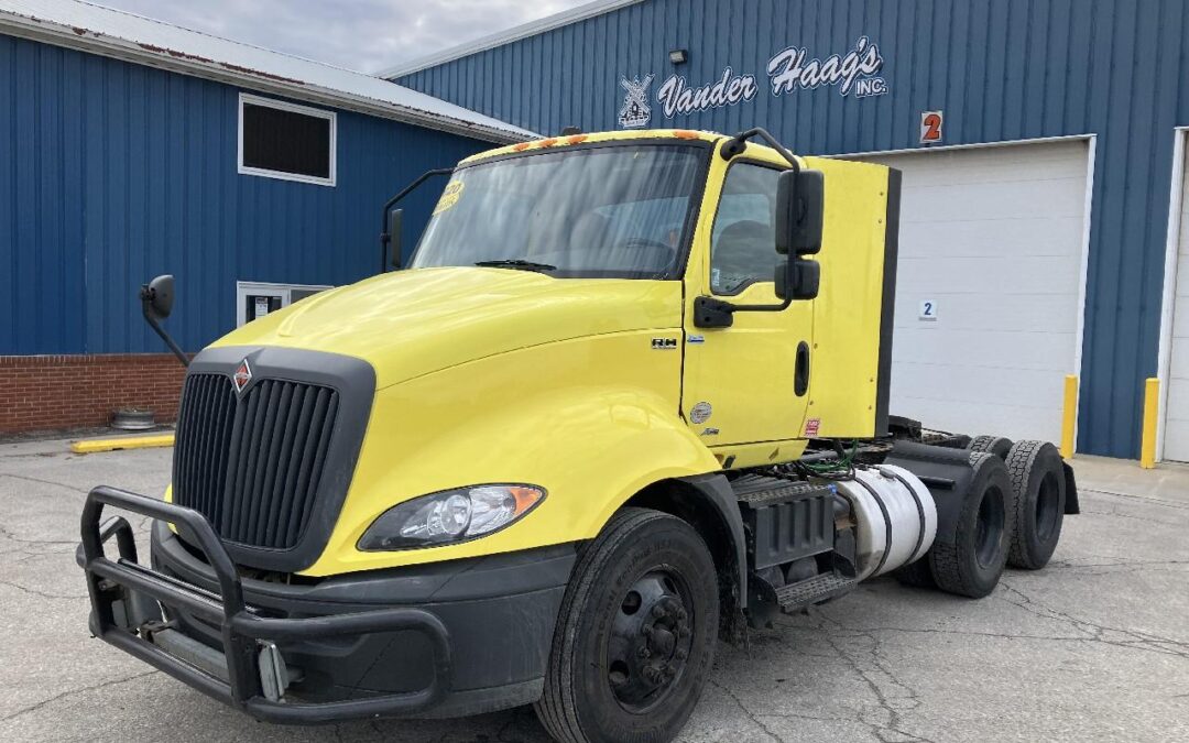 2020 International RH – #12000019