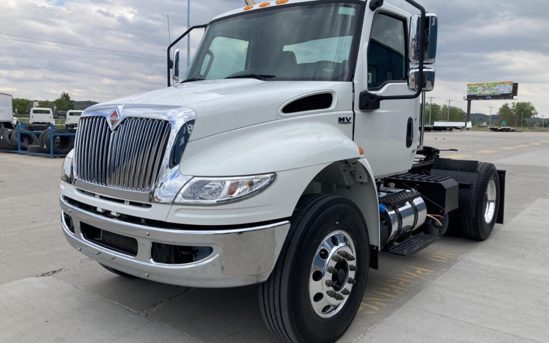 2019 International 31903